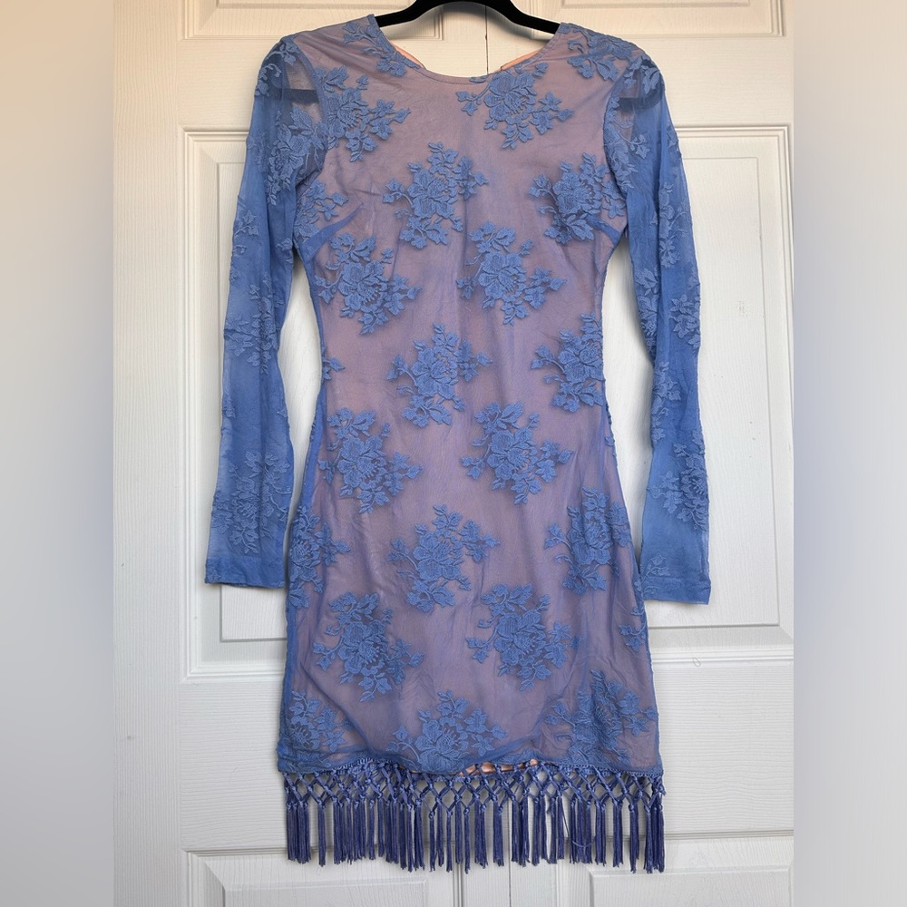 MAJORELLE Filaree long sleeve floral lace fringe blue dress size small